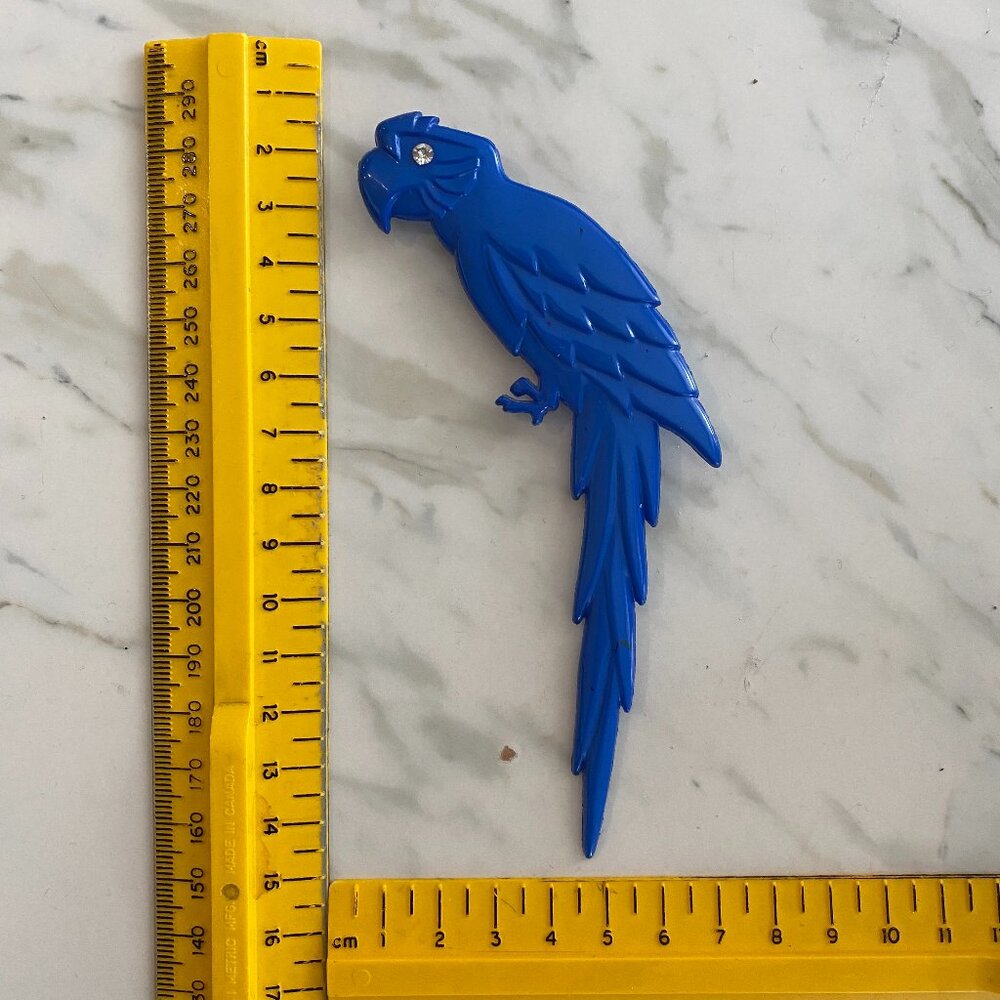 Vintage Buch & Deichmann Denmark Huge Parrot Bird plastic Brooch